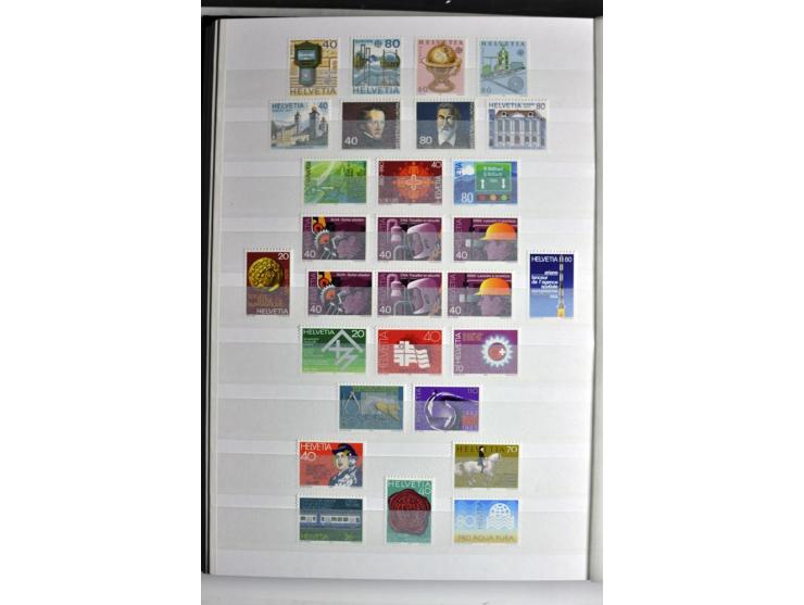  1960/2002, postfrische Sammlung mit Kleinbogen etc.