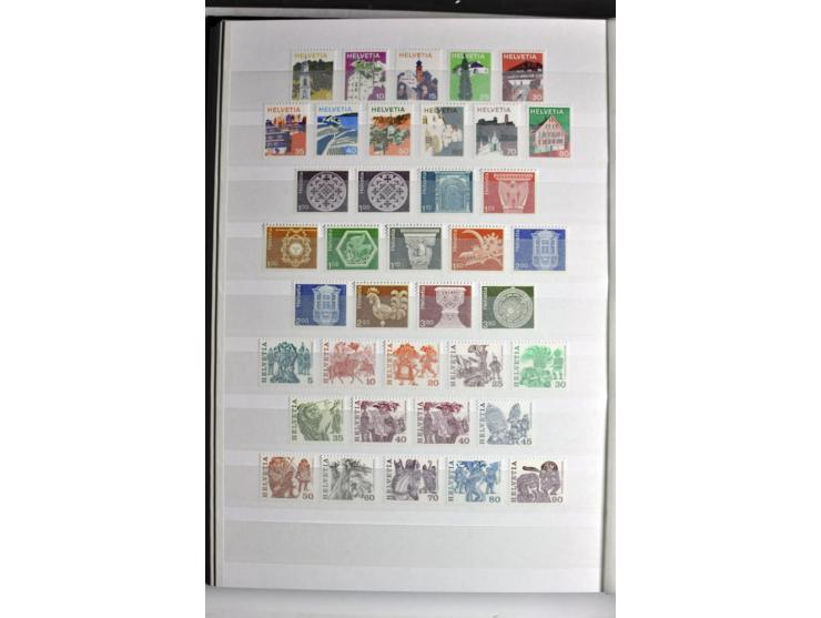  1960/2002, postfrische Sammlung mit Kleinbogen etc.