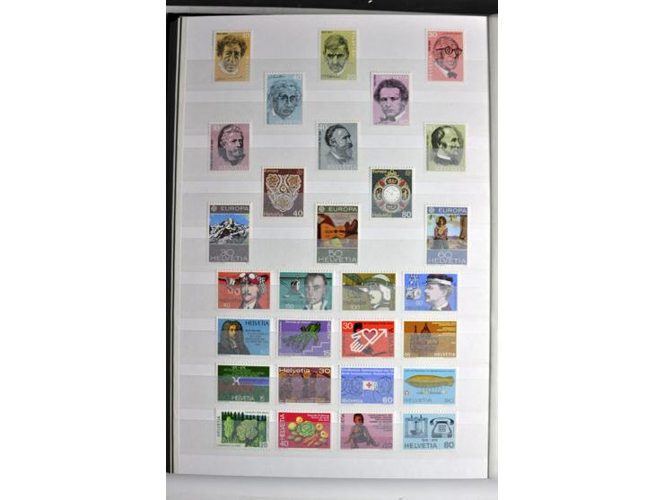  1960/2002, postfrische Sammlung mit Kleinbogen etc.