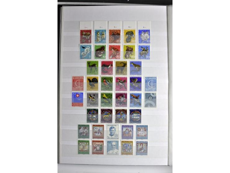  1960/2002, postfrische Sammlung mit Kleinbogen etc.