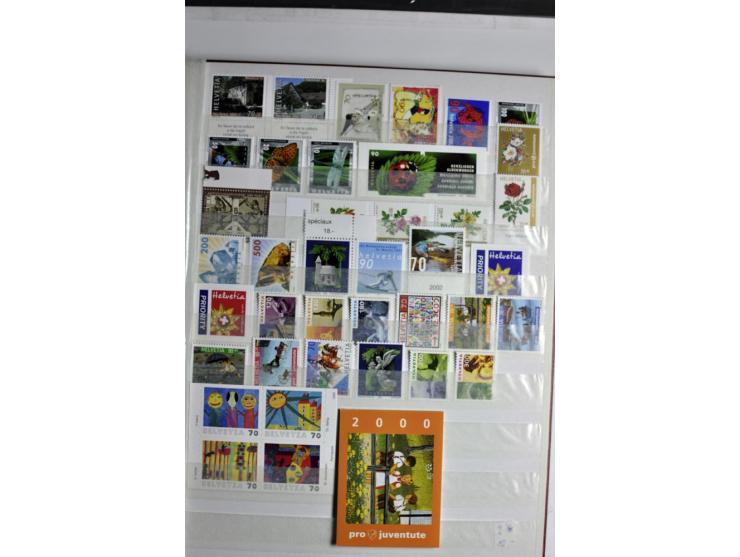  1960/2002, postfrische Sammlung mit Kleinbogen etc.
