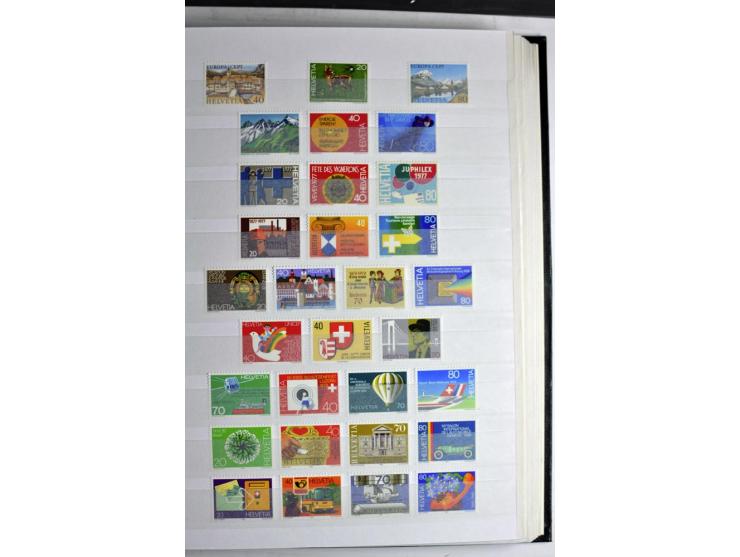  1960/2002, postfrische Sammlung mit Kleinbogen etc.