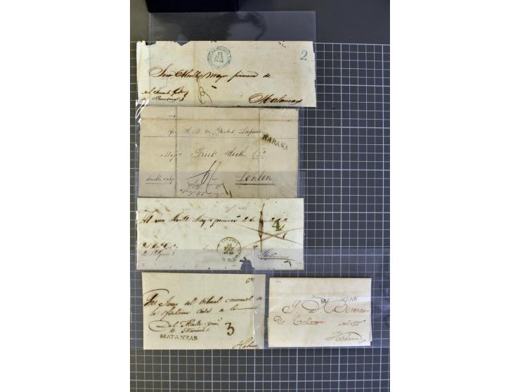 1830/70 (ca.) rund 220 markenlose Briefe, dabei Forwarding-Stempel, Taxstempel und -vermerke etc.