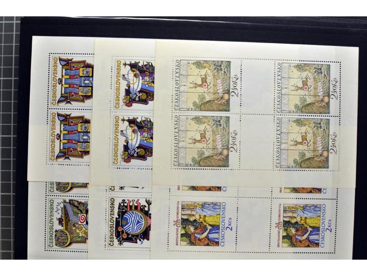  1918/86, ungebrauchte und gestempelte Sammlung mit lokalen Revolutionsausgaben, VZOREC auf Hradschin, Portoprovisiorien, Pro