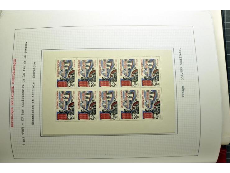  1918/86, ungebrauchte und gestempelte Sammlung mit lokalen Revolutionsausgaben, VZOREC auf Hradschin, Portoprovisiorien, Pro