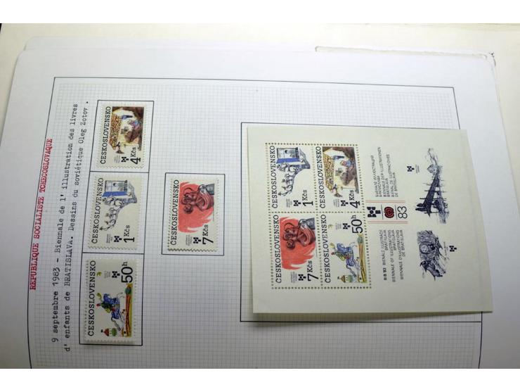  1918/86, ungebrauchte und gestempelte Sammlung mit lokalen Revolutionsausgaben, VZOREC auf Hradschin, Portoprovisiorien, Pro
