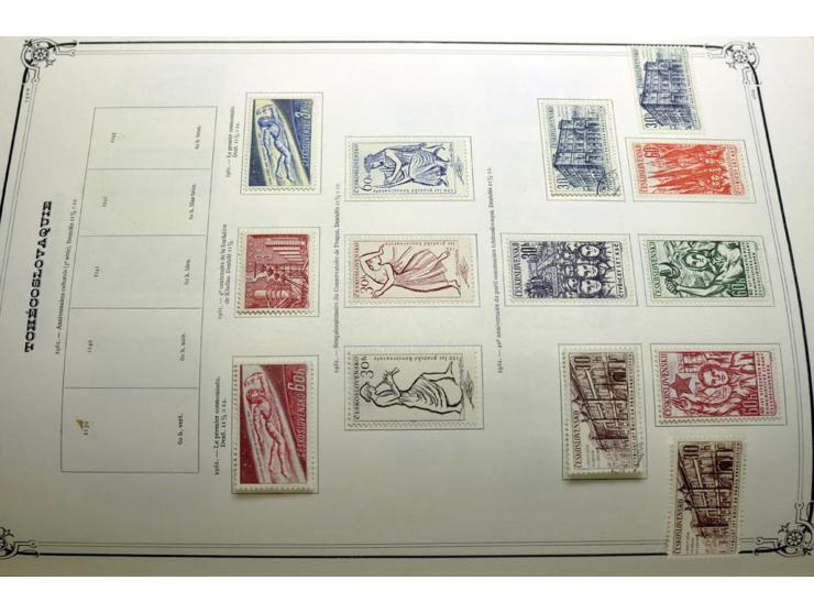  1918/86, ungebrauchte und gestempelte Sammlung mit lokalen Revolutionsausgaben, VZOREC auf Hradschin, Portoprovisiorien, Pro