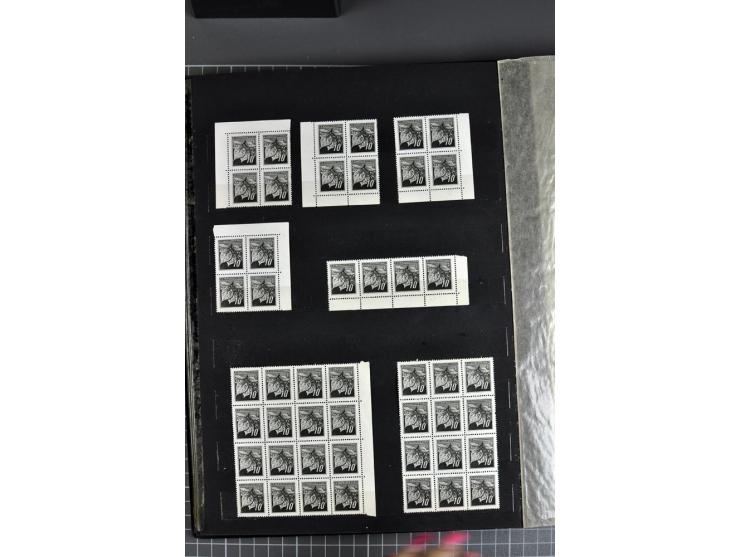 1930/36, überwiegend postfrische Partie Freimarken, dabei viele Eckrand 4er-Blocks mit Plattennummern, Zwischenstegen, Leerfe