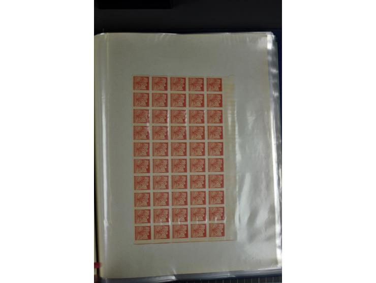 1930/36, überwiegend postfrische Partie Freimarken, dabei viele Eckrand 4er-Blocks mit Plattennummern, Zwischenstegen, Leerfe