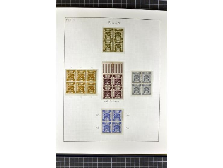 1918/27, 3bändige Spezialsammlung der Mi. 4-14,mit vielen Plattenfehlern, fehlenden Zähnungslöchern, Zwischenstegpaaren, Einh