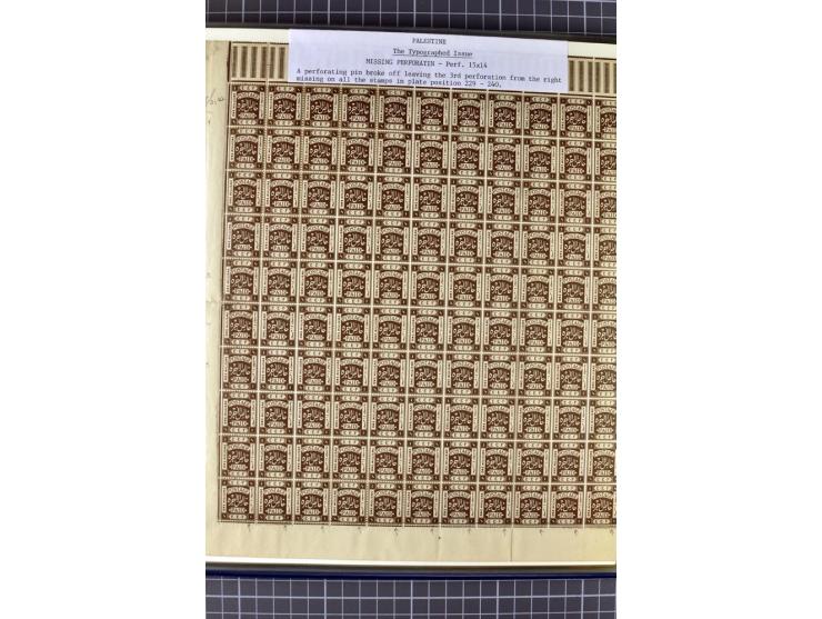 1918/27, 3bändige Spezialsammlung der Mi. 4-14,mit vielen Plattenfehlern, fehlenden Zähnungslöchern, Zwischenstegpaaren, Einh