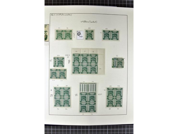 1918/27, 3bändige Spezialsammlung der Mi. 4-14,mit vielen Plattenfehlern, fehlenden Zähnungslöchern, Zwischenstegpaaren, Einh