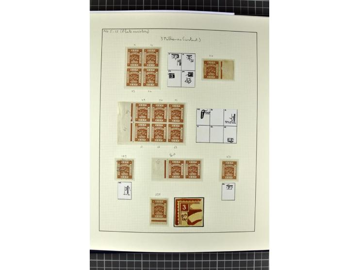 1918/27, 3bändige Spezialsammlung der Mi. 4-14,mit vielen Plattenfehlern, fehlenden Zähnungslöchern, Zwischenstegpaaren, Einh