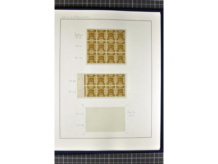 1918/27, 3bändige Spezialsammlung der Mi. 4-14,mit vielen Plattenfehlern, fehlenden Zähnungslöchern, Zwischenstegpaaren, Einh