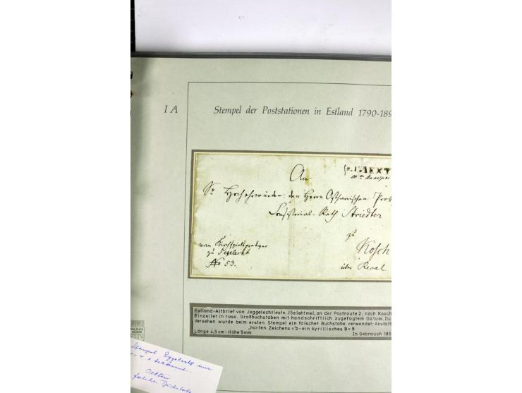 1922, "SPECIMEN", nach Aufdrucktypen der Urmarken spezialisierte Sammlung mit 360 Marken, dabei 24 komplette Teilsätze 5Pia.-