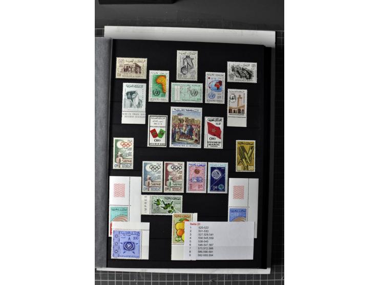 1943/2011, postfrische, anfangs etwas ungebrauchte Sammlung mit besseren Ausgaben wie Mi.-Nr. 1058 etc.