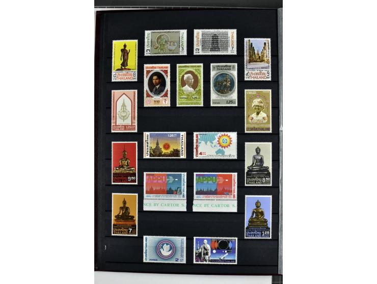  1883/2010, postfrische, anfangs auch ungebrauchte Sammlung mit u.a. Mi.-Nr. 274-81, 311-15, 319-21, 258-74, 411-27, Bl.13B, 