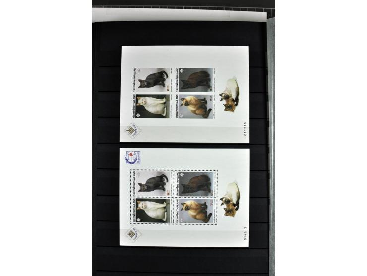  1883/2010, postfrische, anfangs auch ungebrauchte Sammlung mit u.a. Mi.-Nr. 274-81, 311-15, 319-21, 258-74, 411-27, Bl.13B, 