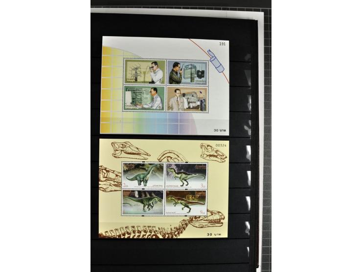  1883/2010, postfrische, anfangs auch ungebrauchte Sammlung mit u.a. Mi.-Nr. 274-81, 311-15, 319-21, 258-74, 411-27, Bl.13B, 