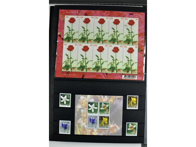  1883/2010, postfrische, anfangs auch ungebrauchte Sammlung mit u.a. Mi.-Nr. 274-81, 311-15, 319-21, 258-74, 411-27, Bl.13B, 