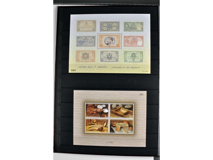  1883/2010, postfrische, anfangs auch ungebrauchte Sammlung mit u.a. Mi.-Nr. 274-81, 311-15, 319-21, 258-74, 411-27, Bl.13B, 