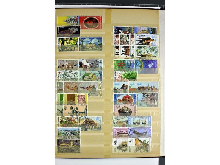  1883/2010, postfrische, anfangs auch ungebrauchte Sammlung mit u.a. Mi.-Nr. 274-81, 311-15, 319-21, 258-74, 411-27, Bl.13B, 
