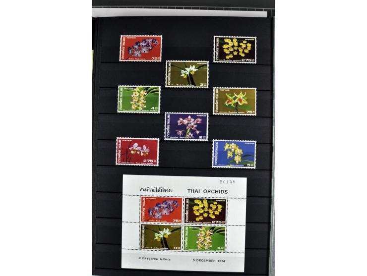  1883/2010, postfrische, anfangs auch ungebrauchte Sammlung mit u.a. Mi.-Nr. 274-81, 311-15, 319-21, 258-74, 411-27, Bl.13B, 