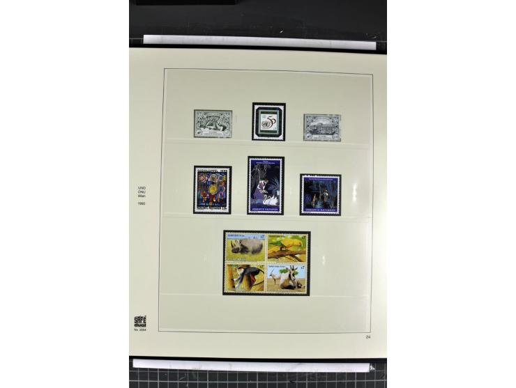 1979/2011, postfrische, weitgehend kpl. Sammlung in 2 Alben
