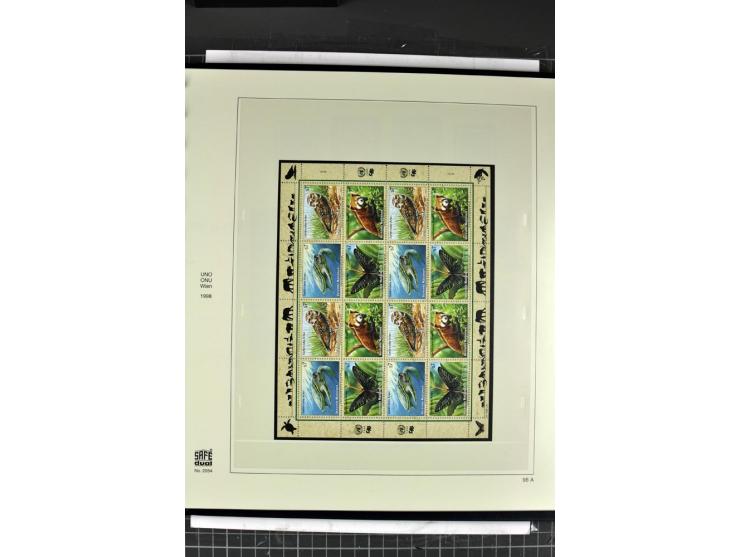 1979/2011, postfrische, weitgehend kpl. Sammlung in 2 Alben