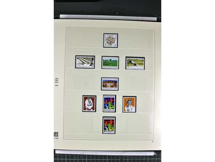 1979/2011, postfrische, weitgehend kpl. Sammlung in 2 Alben