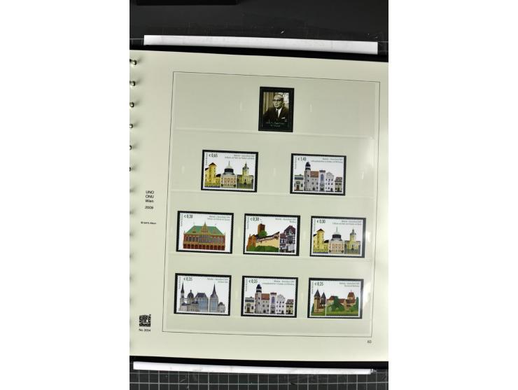1979/2011, postfrische, weitgehend kpl. Sammlung in 2 Alben