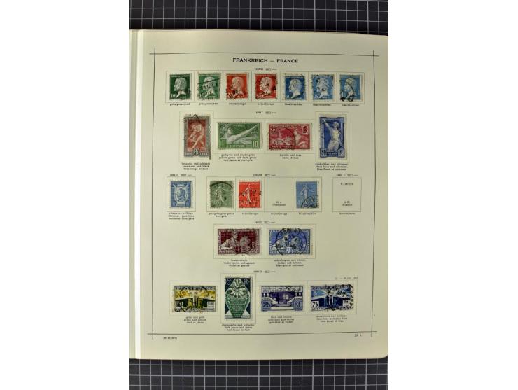 1840/1927, ungebrauchte und gestempelte Sammlung mit guten Werten und Sätzen in 2 Schaubeck-Alben