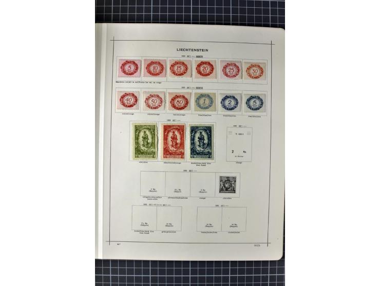 1840/1927, ungebrauchte und gestempelte Sammlung mit guten Werten und Sätzen in 2 Schaubeck-Alben