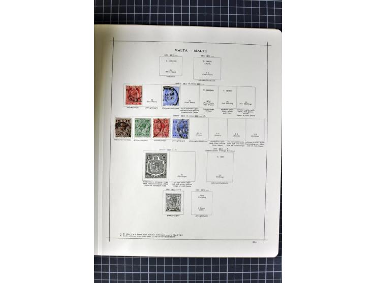 1840/1927, ungebrauchte und gestempelte Sammlung mit guten Werten und Sätzen in 2 Schaubeck-Alben