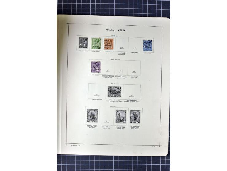 1840/1927, ungebrauchte und gestempelte Sammlung mit guten Werten und Sätzen in 2 Schaubeck-Alben