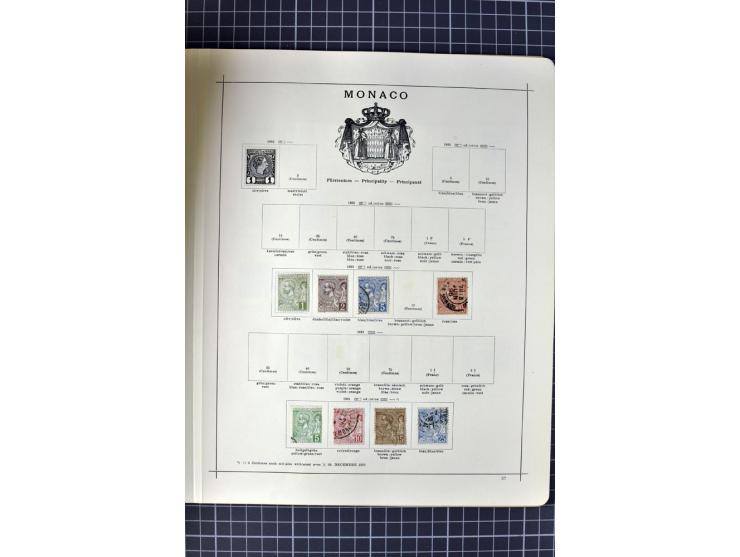1840/1927, ungebrauchte und gestempelte Sammlung mit guten Werten und Sätzen in 2 Schaubeck-Alben