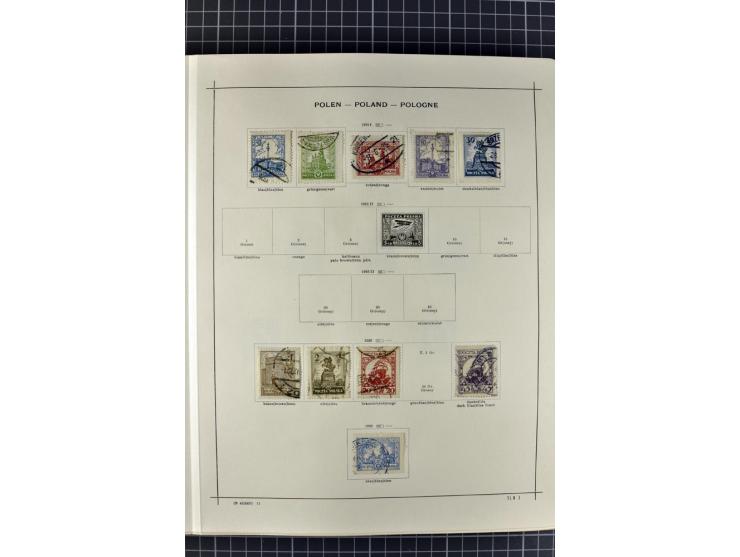 1840/1927, ungebrauchte und gestempelte Sammlung mit guten Werten und Sätzen in 2 Schaubeck-Alben