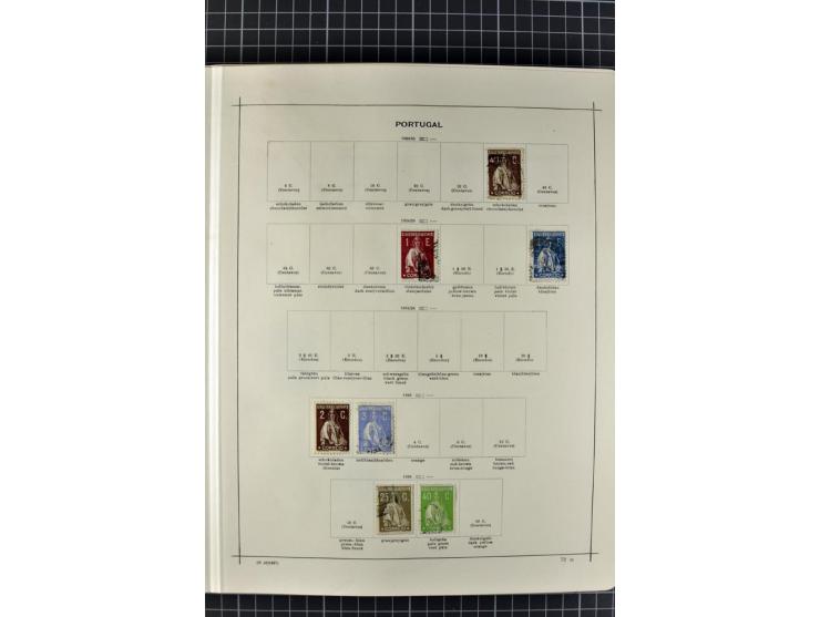 1840/1927, ungebrauchte und gestempelte Sammlung mit guten Werten und Sätzen in 2 Schaubeck-Alben