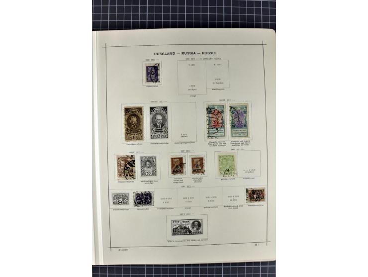 1840/1927, ungebrauchte und gestempelte Sammlung mit guten Werten und Sätzen in 2 Schaubeck-Alben