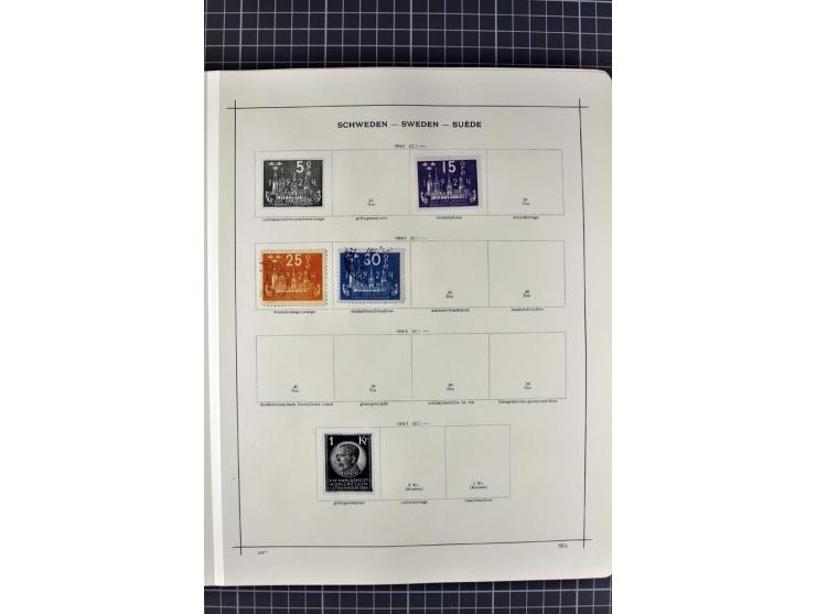 1840/1927, ungebrauchte und gestempelte Sammlung mit guten Werten und Sätzen in 2 Schaubeck-Alben
