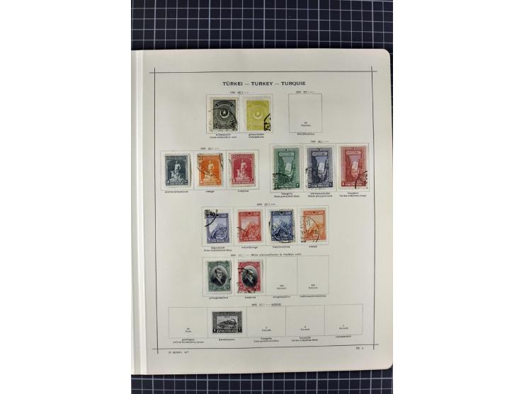 1840/1927, ungebrauchte und gestempelte Sammlung mit guten Werten und Sätzen in 2 Schaubeck-Alben