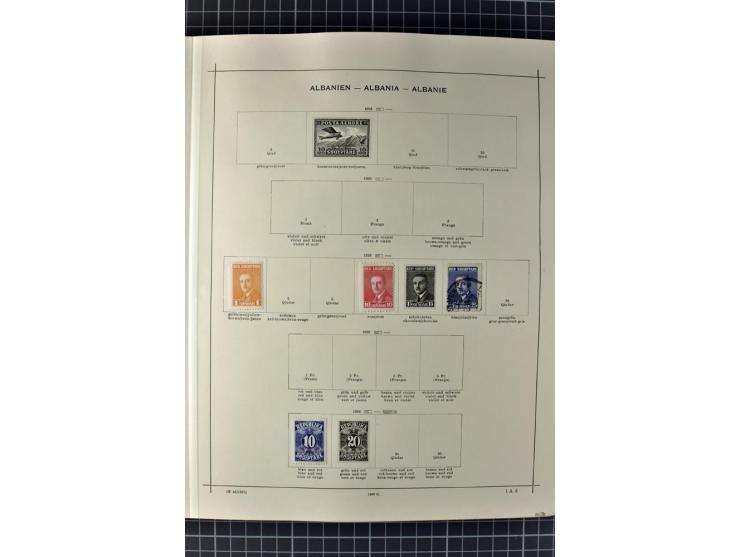 1840/1927, ungebrauchte und gestempelte Sammlung mit guten Werten und Sätzen in 2 Schaubeck-Alben