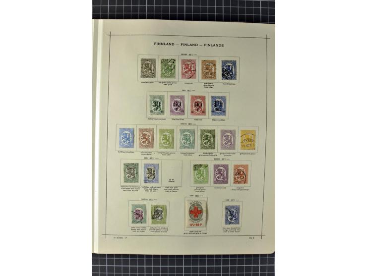 1840/1927, ungebrauchte und gestempelte Sammlung mit guten Werten und Sätzen in 2 Schaubeck-Alben