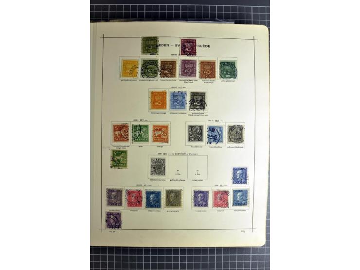 1849/1942, ungebrauchte und gestempelte Sammlung mit besseren Ausgaben in 2 alten Schaubek-Alben, dazu kleines Einsteckbuch m