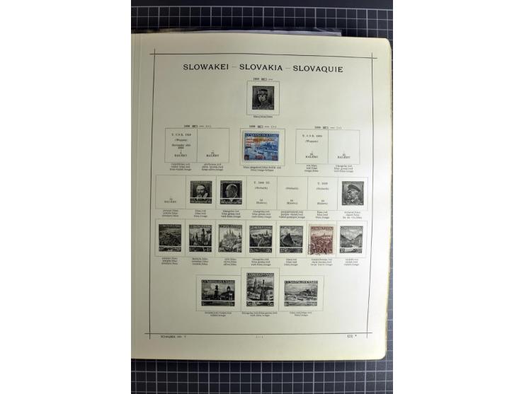 1849/1942, ungebrauchte und gestempelte Sammlung mit besseren Ausgaben in 2 alten Schaubek-Alben, dazu kleines Einsteckbuch m