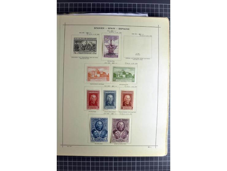 1849/1942, ungebrauchte und gestempelte Sammlung mit besseren Ausgaben in 2 alten Schaubek-Alben, dazu kleines Einsteckbuch m