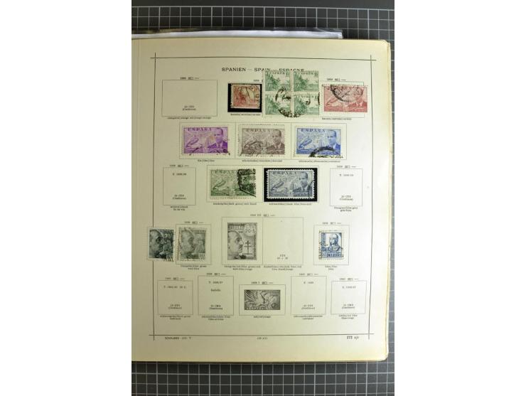 1849/1942, ungebrauchte und gestempelte Sammlung mit besseren Ausgaben in 2 alten Schaubek-Alben, dazu kleines Einsteckbuch m