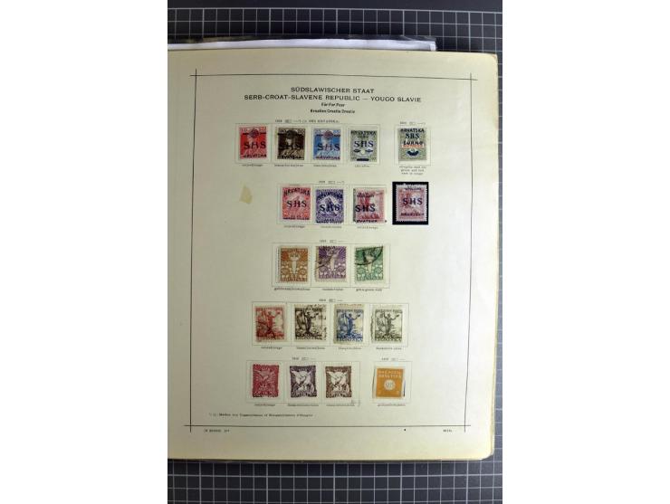 1849/1942, ungebrauchte und gestempelte Sammlung mit besseren Ausgaben in 2 alten Schaubek-Alben, dazu kleines Einsteckbuch m