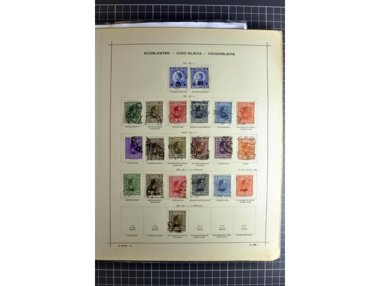 1849/1942, ungebrauchte und gestempelte Sammlung mit besseren Ausgaben in 2 alten Schaubek-Alben, dazu kleines Einsteckbuch m