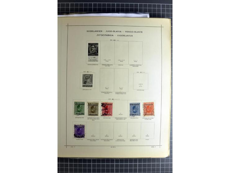 1849/1942, ungebrauchte und gestempelte Sammlung mit besseren Ausgaben in 2 alten Schaubek-Alben, dazu kleines Einsteckbuch m
